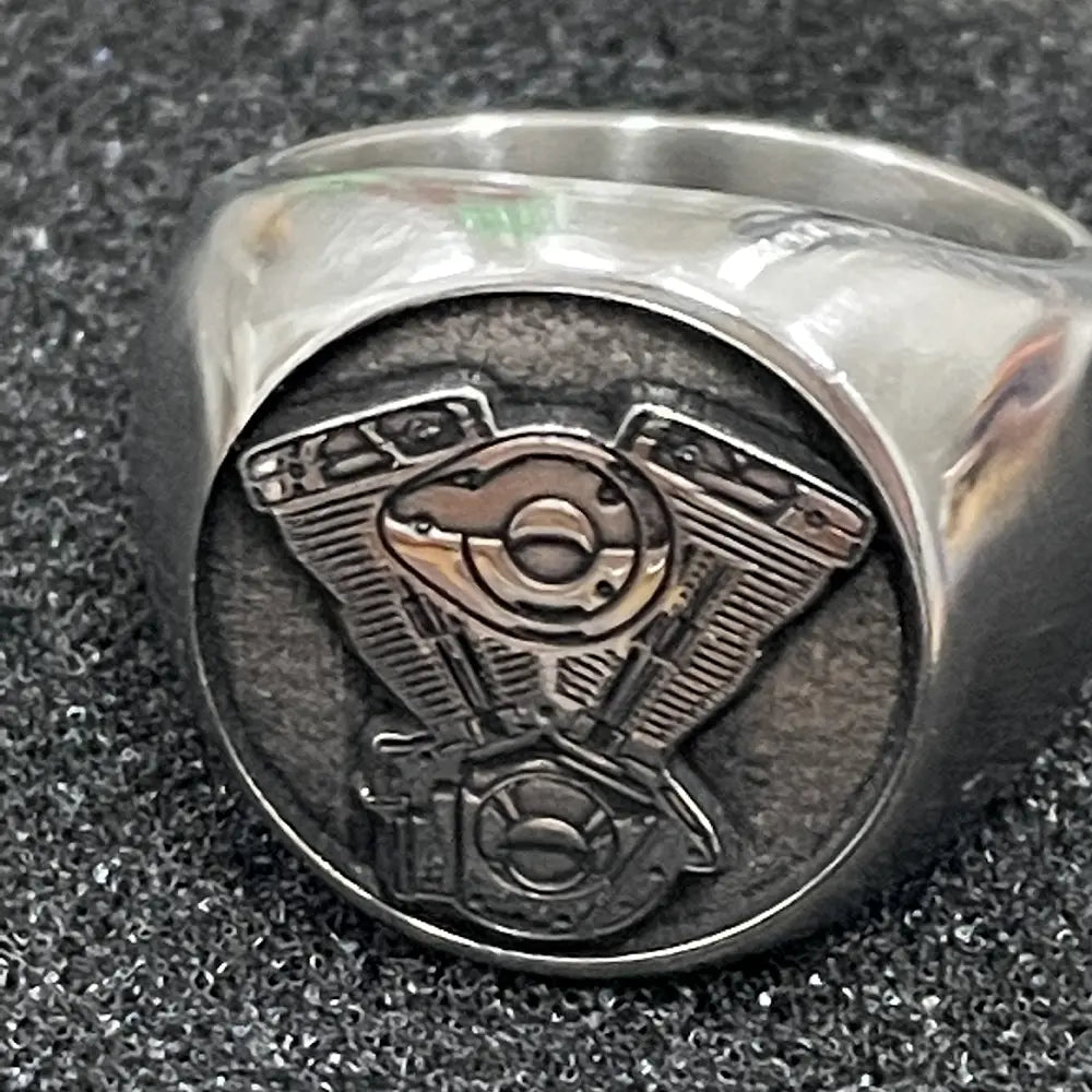 Anello in acciaio con Motore - deciccoartstudio.com