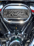“Inserto filtro aria Harley Milwaukee‑Eight con incisione Road Glide, rose e mani in preghiera”