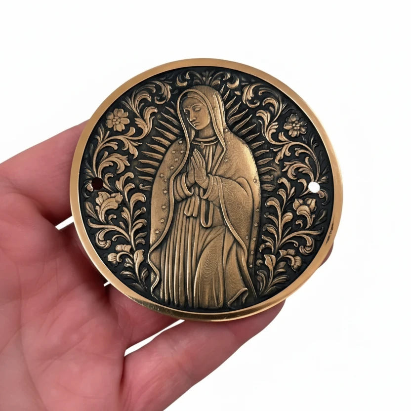 Point Cover Harley Sportster Lady of Guadalupe - deciccoartstudio.com